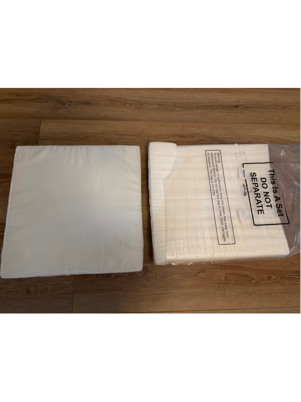 NEW Set of 2 Outdoor Chair Cushions Patio Waterproof Outdoor 22x22x3”